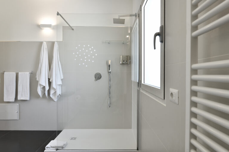 Bagno SUITE Rocce Rosse (6)